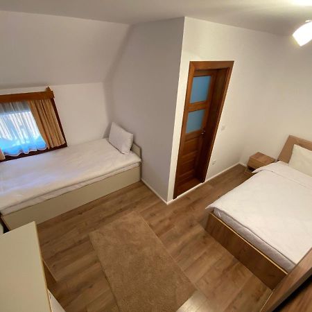 Casa Mocanu Sarmas 外观 照片