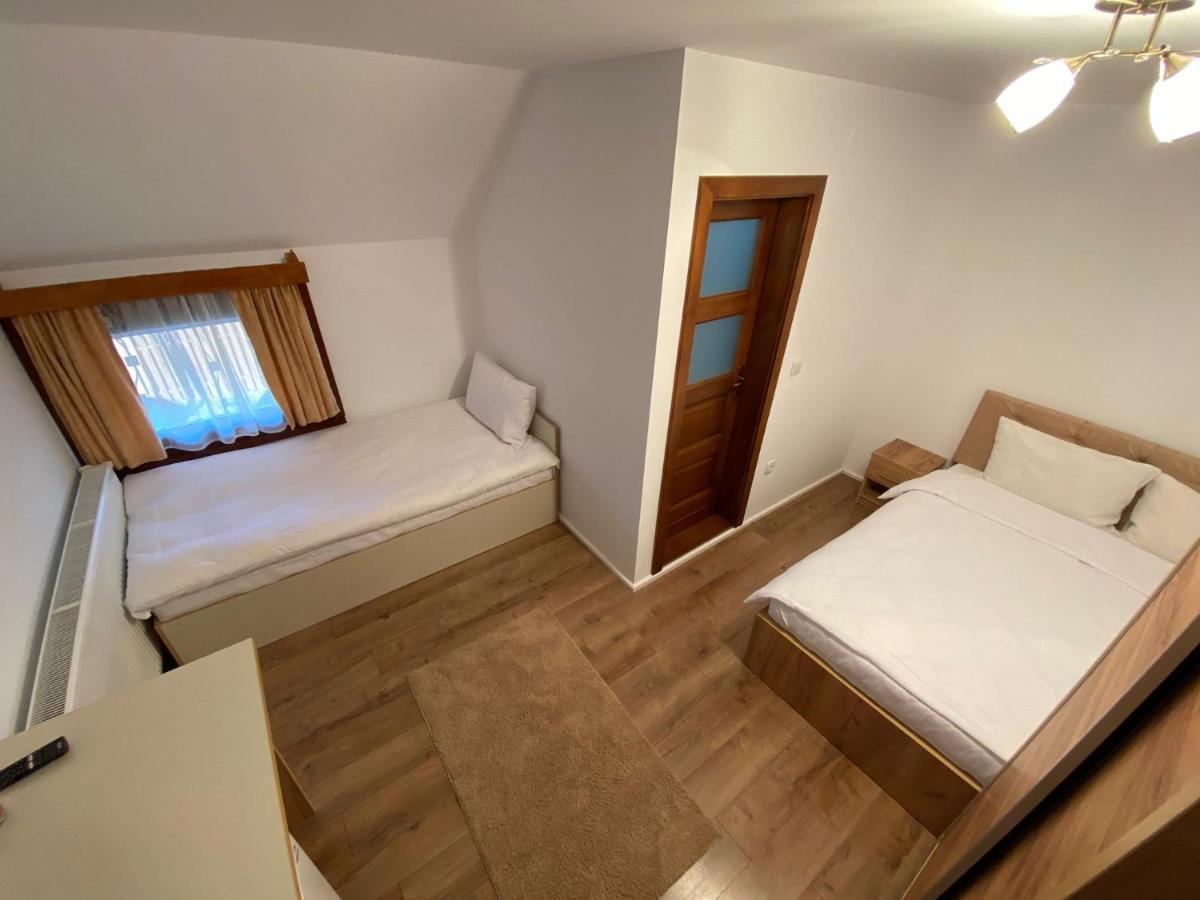 Casa Mocanu Sarmas 外观 照片